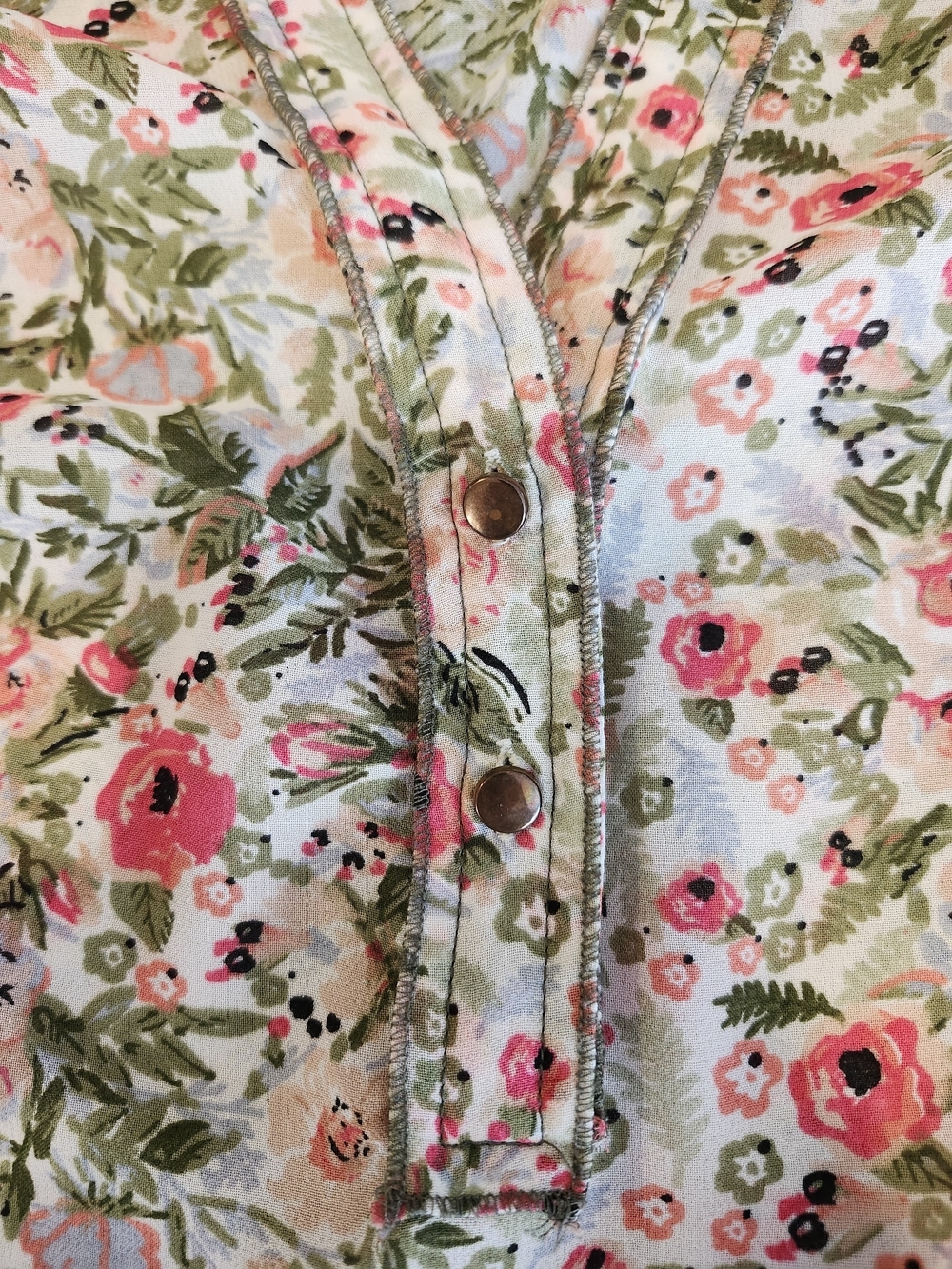 Women's Floral Cottagecore Romantic Coastal Boho Button-Front Blouse - M - Picture 8 of 11
